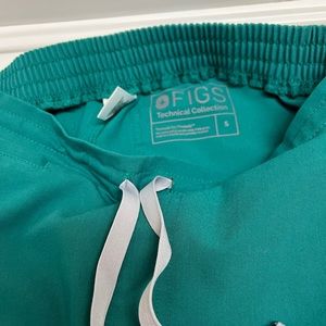 WearFigs Yola Skinny Scrub Pant - Small - Hunter Green